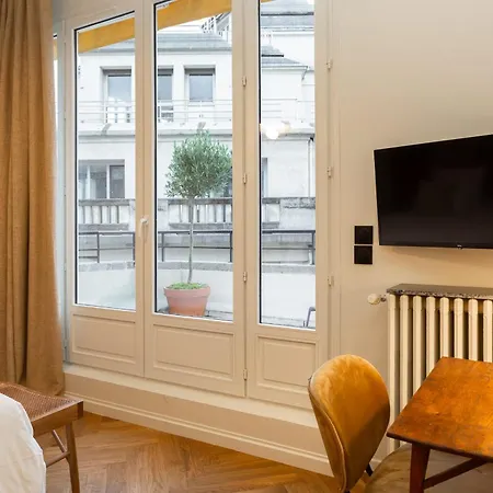 Apartment Feydeau Terrasse Climatise Avec 2 Terrasses Paris